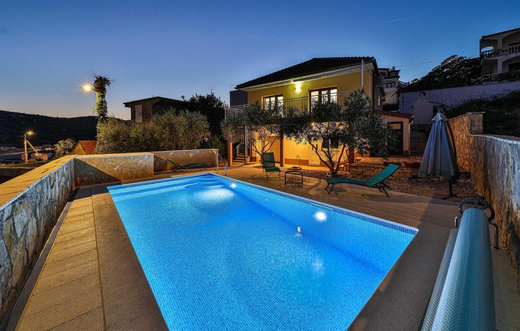 Appartamento Palada House With A Private Pool Marina Esterno foto